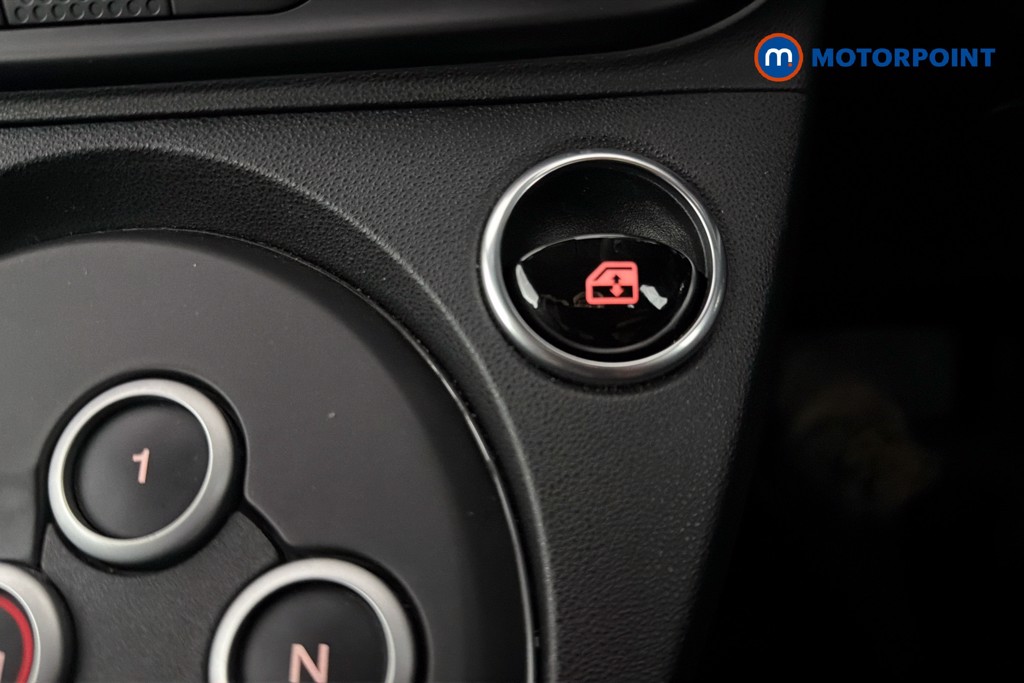Abarth 695 Turismo Automatic Petrol Hatchback - Stock Number (1667775) - 17th supplementary image