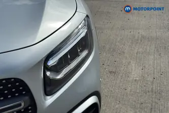 Mercedes-Benz GLB Amg Line Automatic Petrol SUV - Stock Number (1667916) - 42nd supplementary image