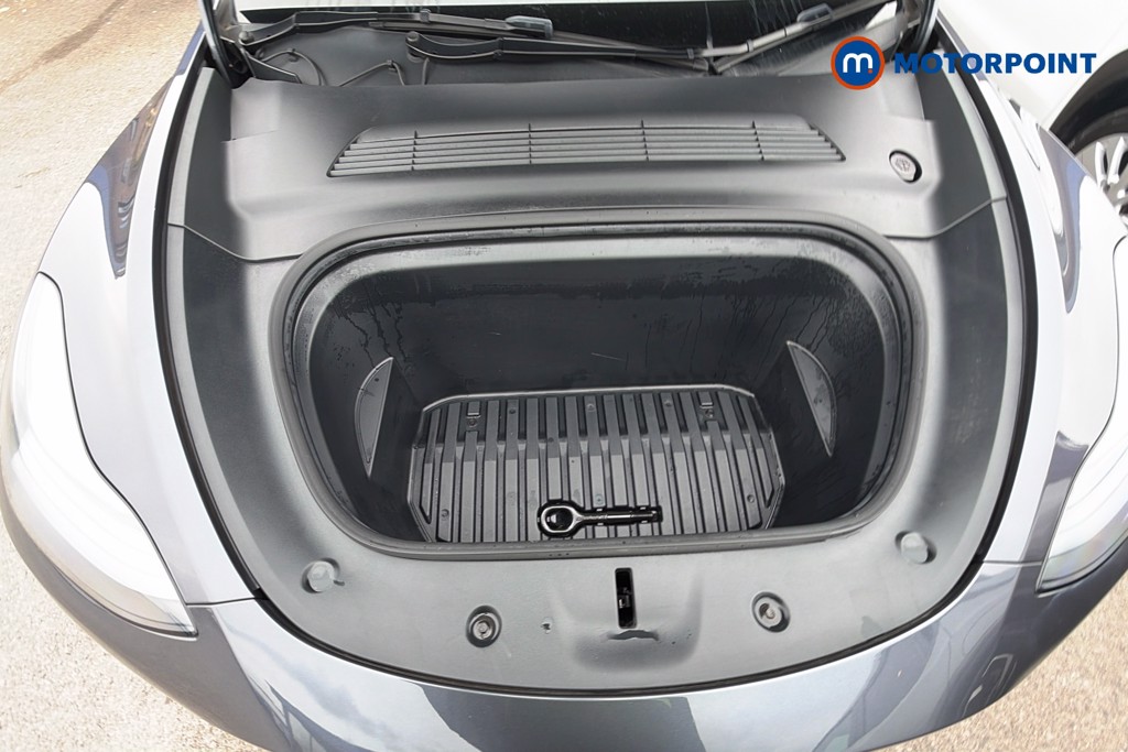 Tesla Model Y Long Range Automatic Electric SUV - Stock Number (1667919) - 12th supplementary image