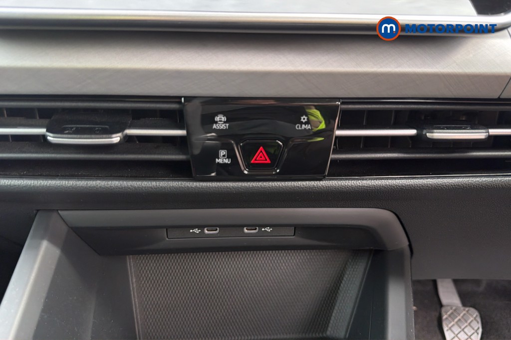 Volkswagen Golf Match Manual Petrol Hatchback - Stock Number (1667924) - 4th supplementary image