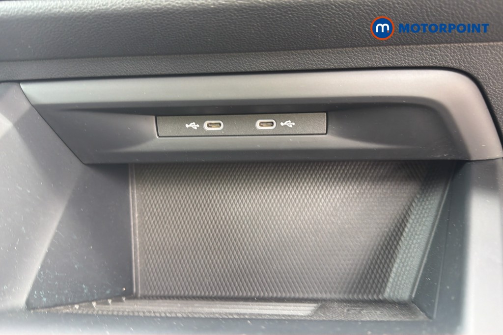 Volkswagen Golf Match Manual Petrol Hatchback - Stock Number (1667924) - 5th supplementary image