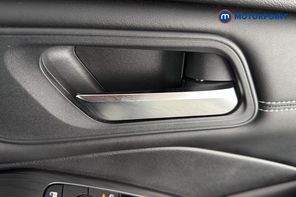 Nissan Qashqai Acenta Premium Manual Petrol SUV - Stock Number (1668224) - 42nd supplementary image
