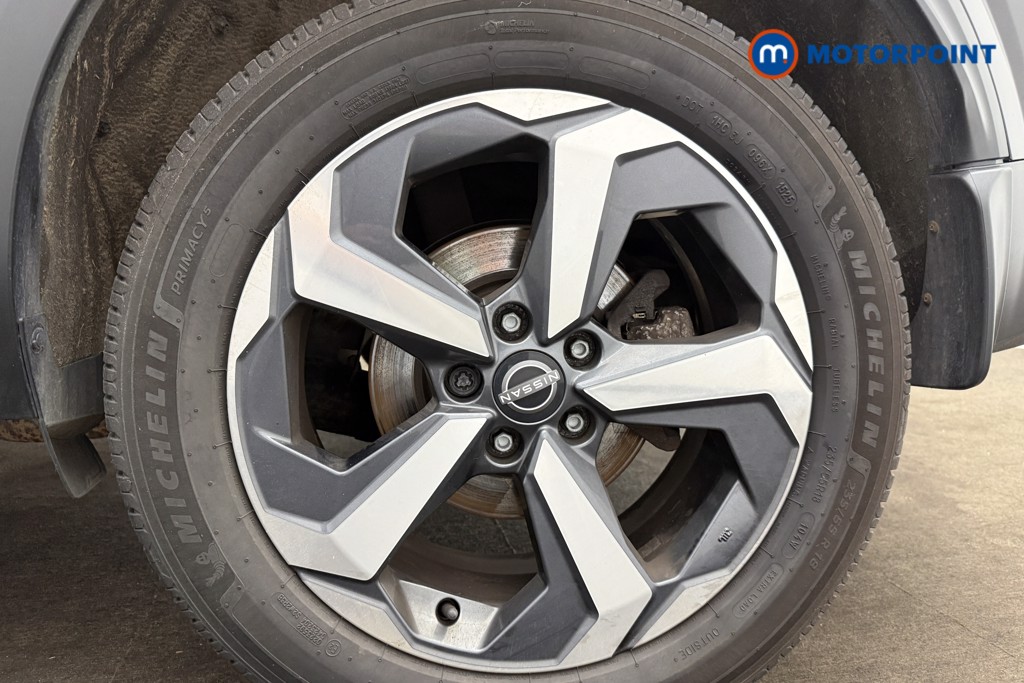 Nissan Qashqai N-Connecta Automatic Petrol SUV - Stock Number (1668240) - 13th supplementary image