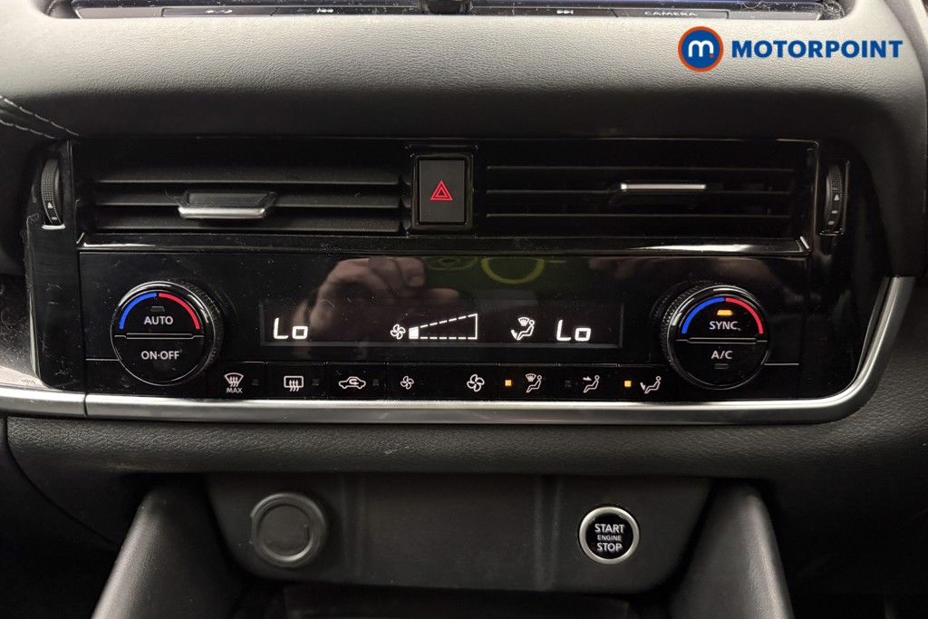 Nissan Qashqai N-Connecta Automatic Petrol SUV - Stock Number (1668240) - 16th supplementary image