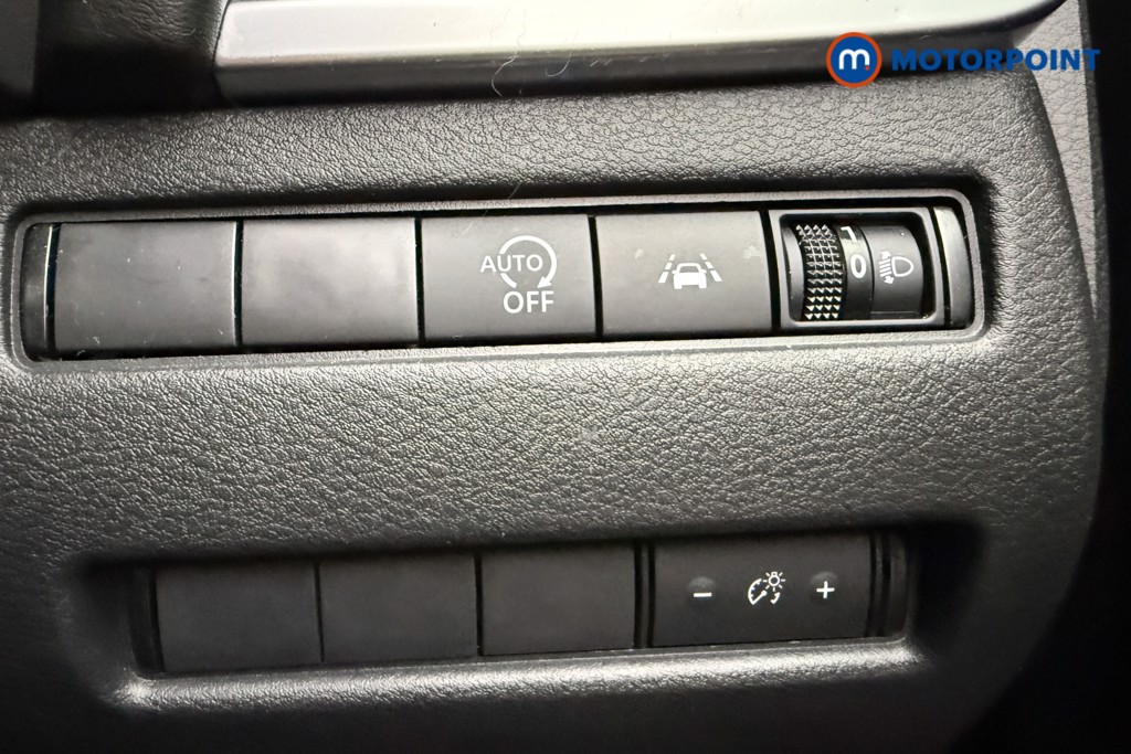 Nissan Qashqai N-Connecta Automatic Petrol SUV - Stock Number (1668240) - 17th supplementary image