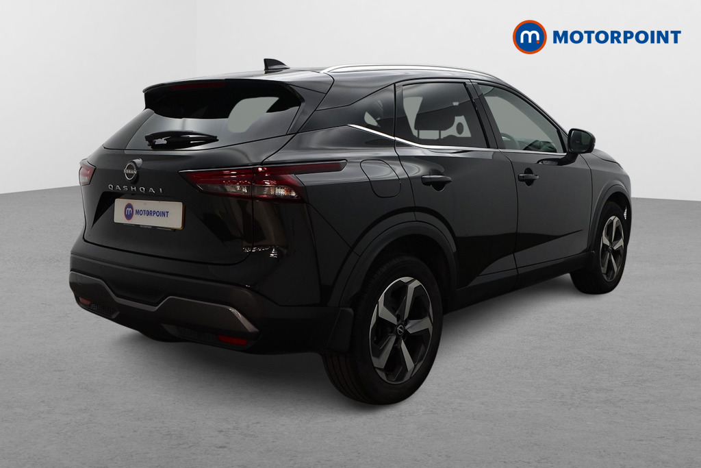 Nissan Qashqai N-Connecta Automatic Petrol SUV - Stock Number (1668240) - Drivers side rear corner