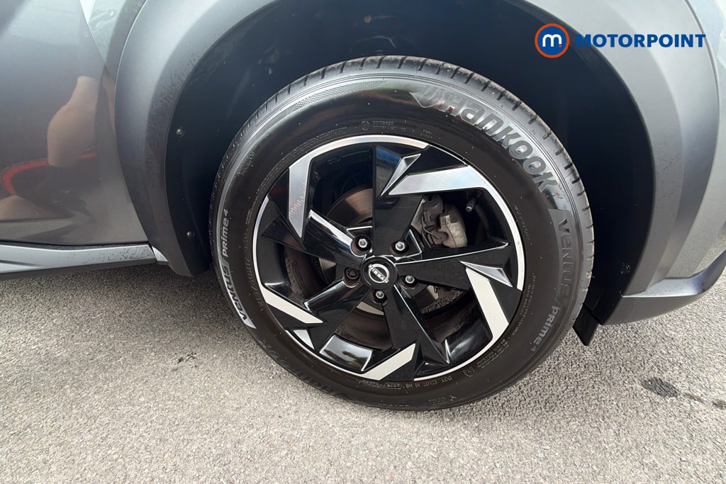 Nissan Juke N-Connecta Manual Petrol SUV - Stock Number (1668362) - 37th supplementary image