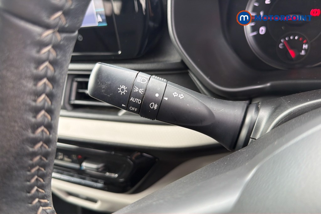 Suzuki Swift Motion Automatic Petrol Hatchback - Stock Number (1668434) - 6th supplementary image