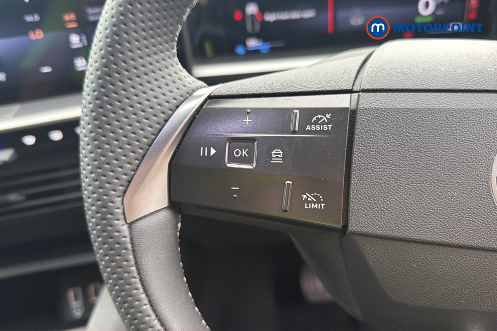 Vauxhall Grandland Ultimate Automatic Electric SUV - Stock Number (1668455) - 1st supplementary image