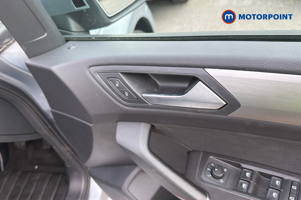 Volkswagen Touran Match Manual Petrol People Carrier - Stock Number (1668482) - 42nd supplementary image