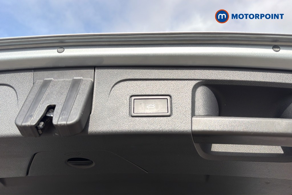 Volkswagen Touran Match Automatic Petrol People Carrier - Stock Number (1668488) - 34th supplementary image