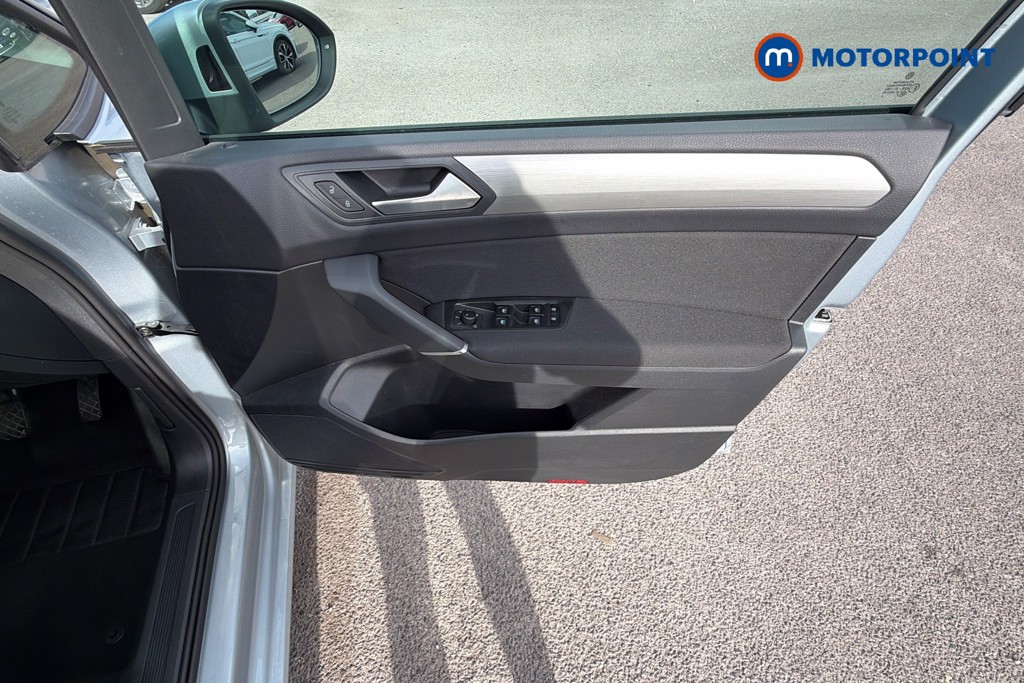 Volkswagen Touran Match Automatic Petrol People Carrier - Stock Number (1668488) - 38th supplementary image