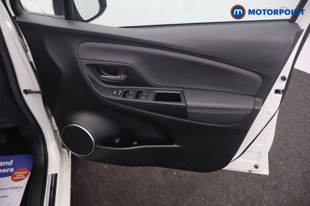 Toyota Yaris Excel Automatic Petrol-Electric Hybrid Hatchback - Stock Number (1668669) - 20th supplementary image