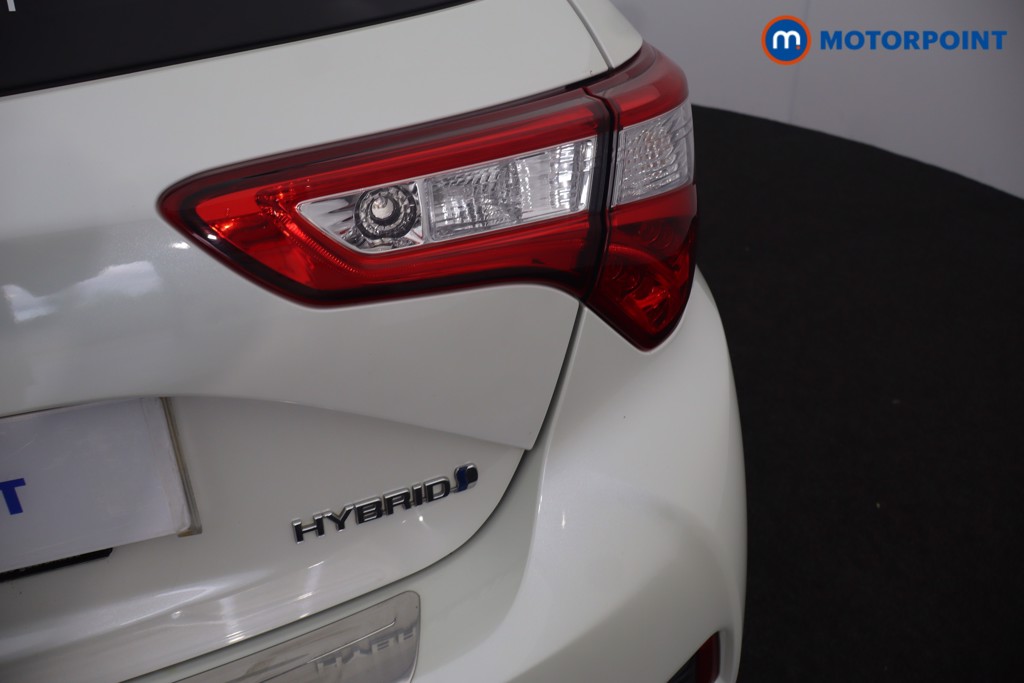 Toyota Yaris Excel Automatic Petrol-Electric Hybrid Hatchback - Stock Number (1668669) - 38th supplementary image