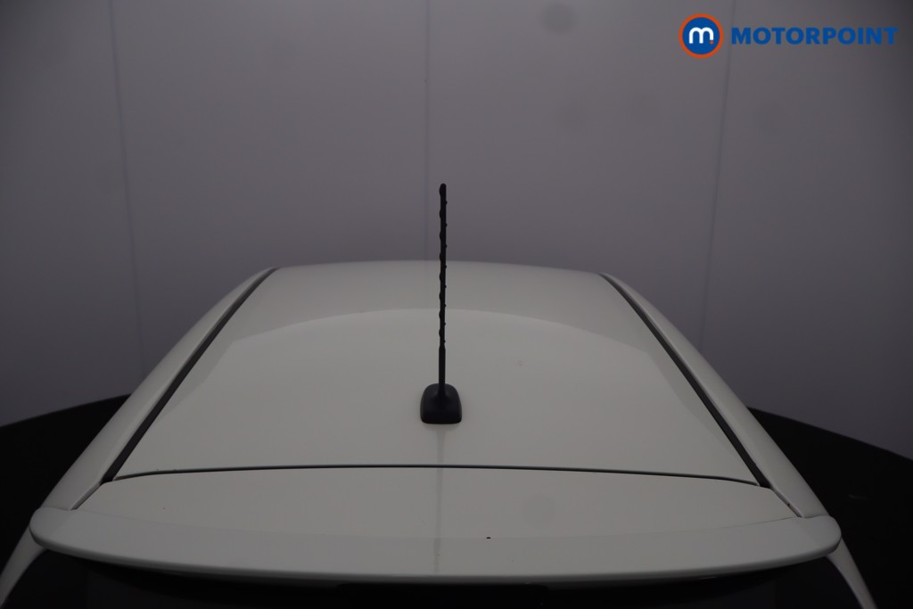 Toyota Yaris Excel Automatic Petrol-Electric Hybrid Hatchback - Stock Number (1668669) - 41st supplementary image