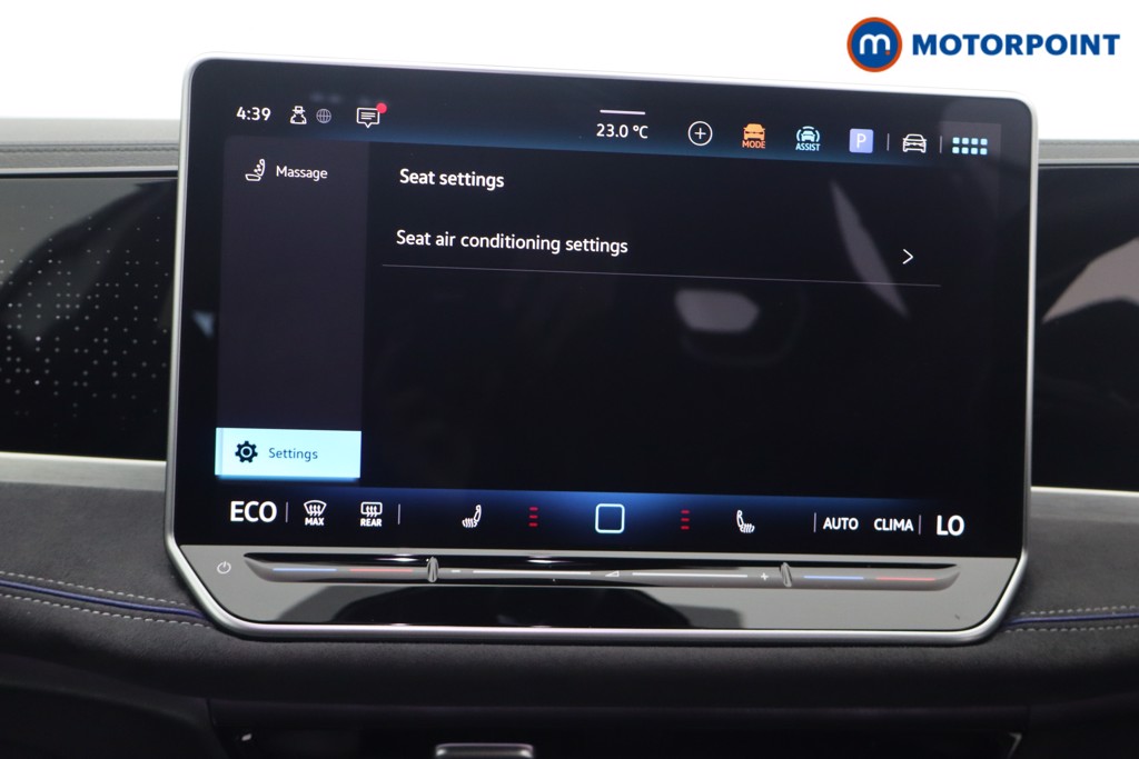 Volkswagen Passat R-Line Automatic Petrol Plug-In Hybrid Estate - Stock Number (1669004) - 2nd supplementary image