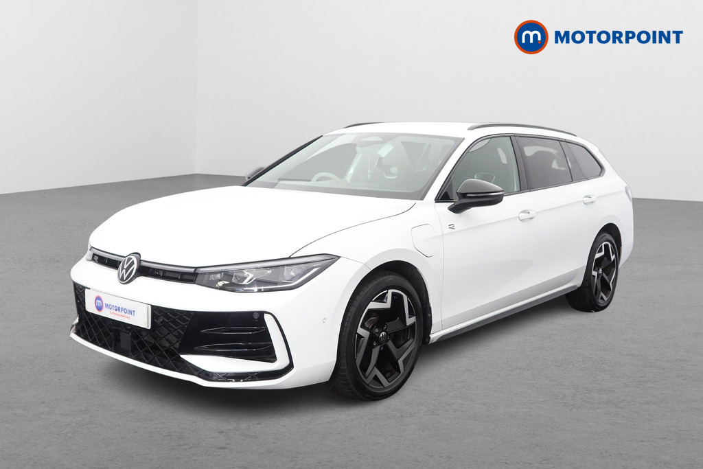 Volkswagen Passat R-Line Automatic Petrol Plug-In Hybrid Estate - Stock Number (1669004) - Passenger side front corner
