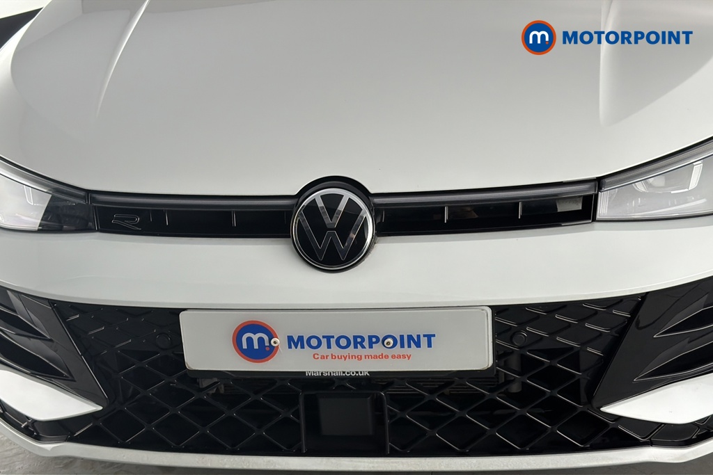 Volkswagen Passat R-Line Automatic Petrol Plug-In Hybrid Estate - Stock Number (1669017) - 43rd supplementary image