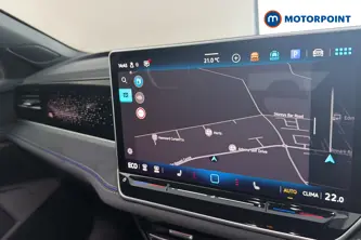 Volkswagen Passat R-Line Automatic Petrol Plug-In Hybrid Estate - Stock Number (1669034) - 9th supplementary image