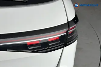 Volkswagen Passat R-Line Automatic Petrol Plug-In Hybrid Estate - Stock Number (1669034) - 36th supplementary image