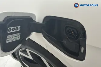 Volkswagen Passat R-Line Automatic Petrol Plug-In Hybrid Estate - Stock Number (1669034) - 40th supplementary image