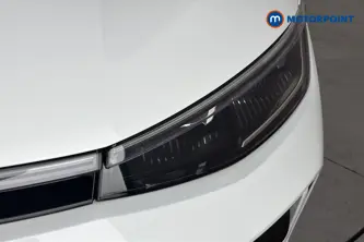 Volkswagen Passat R-Line Automatic Petrol Plug-In Hybrid Estate - Stock Number (1669034) - 42nd supplementary image