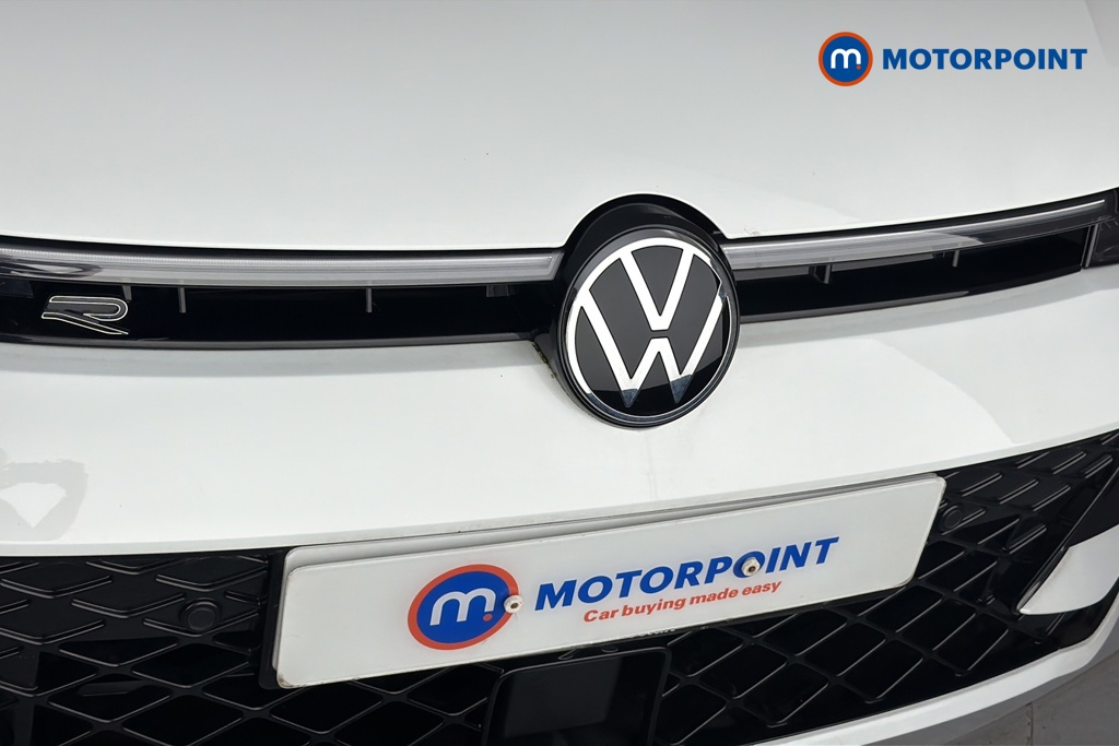 Volkswagen Passat R-Line Automatic Petrol Plug-In Hybrid Estate - Stock Number (1669034) - 43rd supplementary image