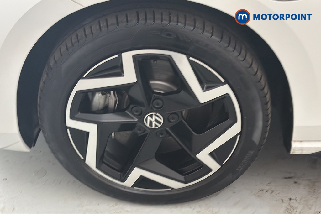 Volkswagen Passat R-Line Automatic Petrol Plug-In Hybrid Estate - Stock Number (1669034) - 44th supplementary image