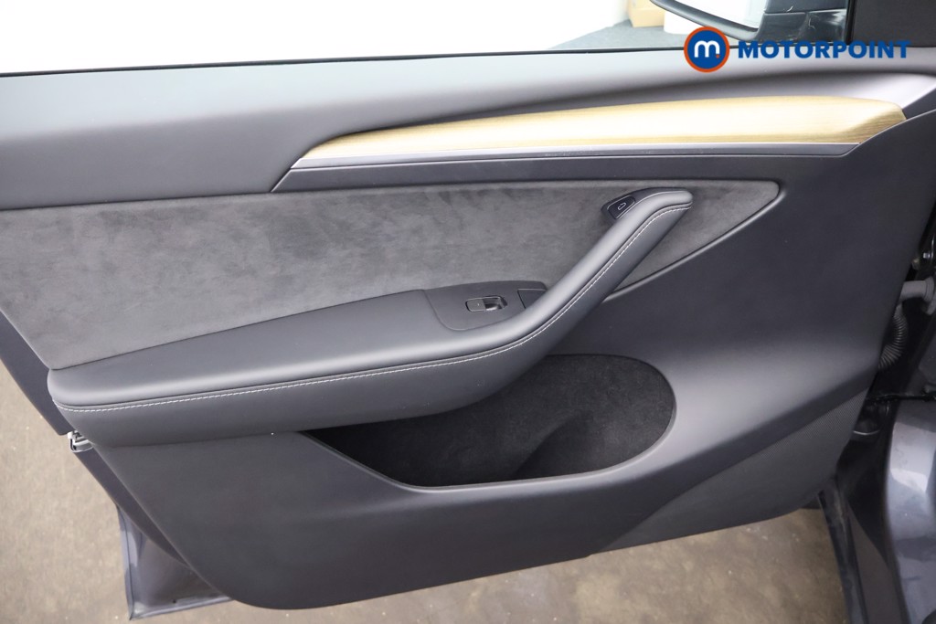 Tesla Model Y Long Range Automatic Electric SUV - Stock Number (1669412) - 27th supplementary image