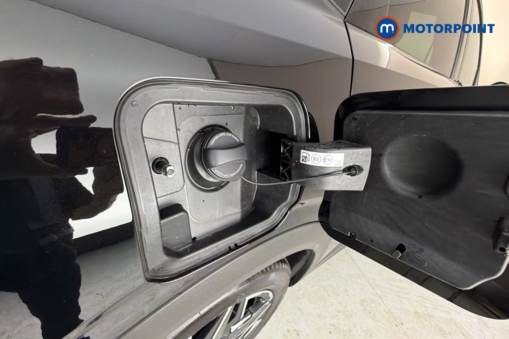 Peugeot 5008 Allure Premium Automatic Petrol SUV - Stock Number (1669479) - 41st supplementary image