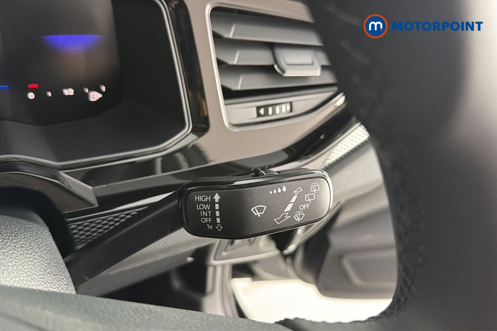 Volkswagen Polo Life Manual Petrol Hatchback - Stock Number (1669555) - 6th supplementary image