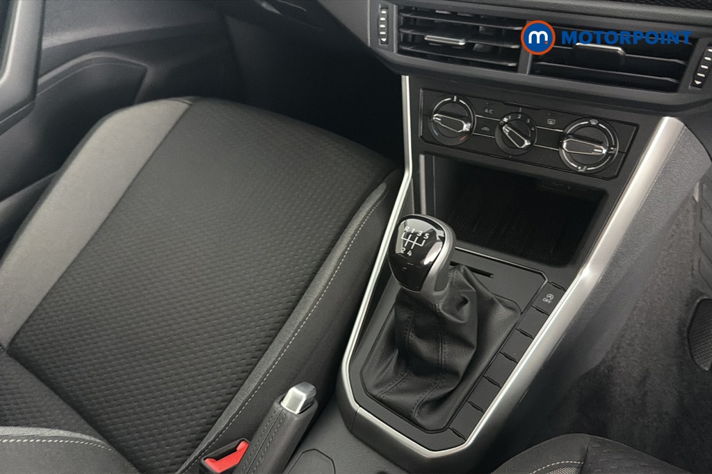 Volkswagen Polo Life Manual Petrol Hatchback - Stock Number (1669555) - 15th supplementary image