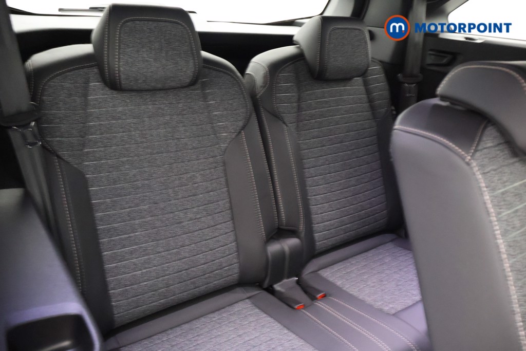 Peugeot 5008 Allure Premium Automatic Petrol SUV - Stock Number (1669657) - 17th supplementary image