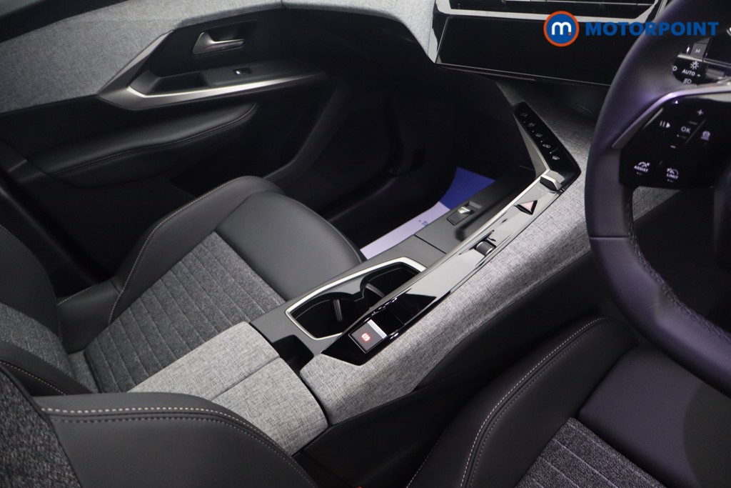 Peugeot 5008 Allure Premium Automatic Petrol SUV - Stock Number (1669663) - 16th supplementary image