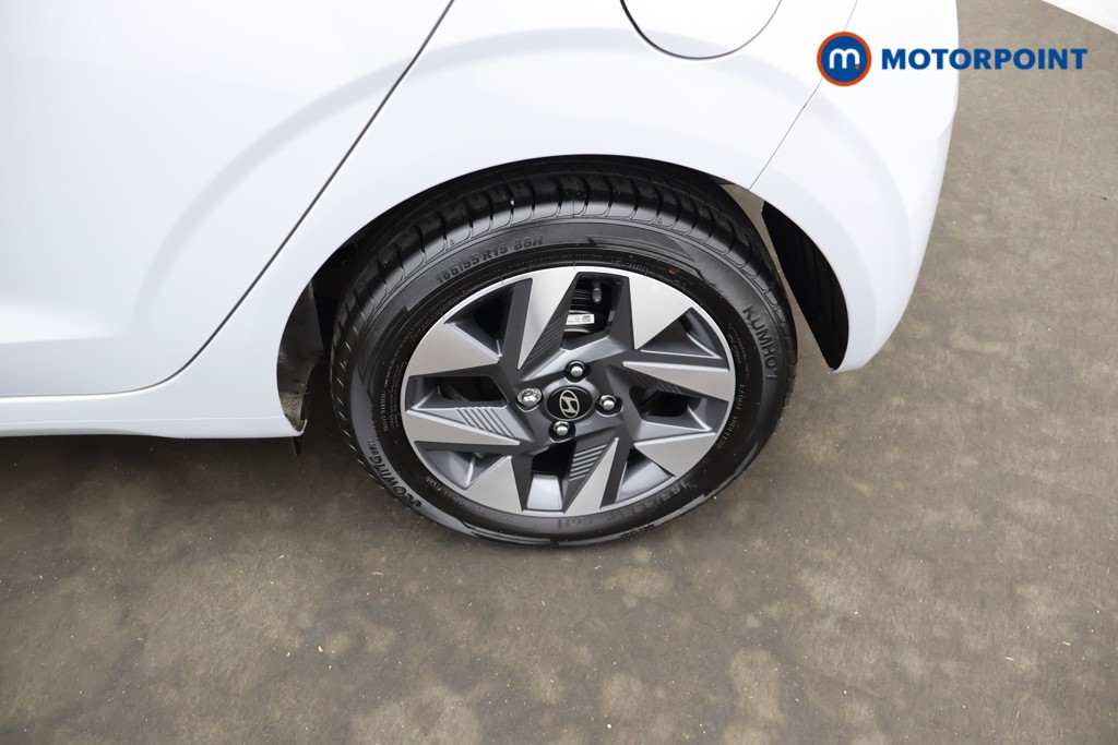 Hyundai I10 Advance Automatic Petrol Hatchback - Stock Number (1669698) - 2nd supplementary image