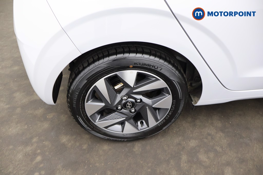Hyundai I10 Advance Automatic Petrol Hatchback - Stock Number (1669698) - 3rd supplementary image
