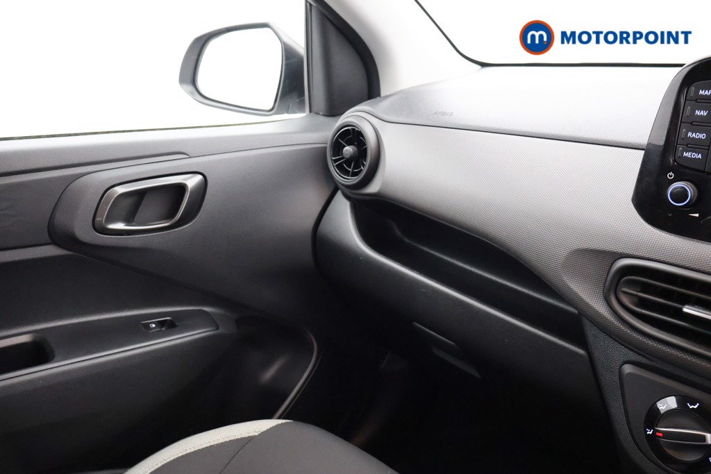 Hyundai I10 Advance Automatic Petrol Hatchback - Stock Number (1669698) - 15th supplementary image