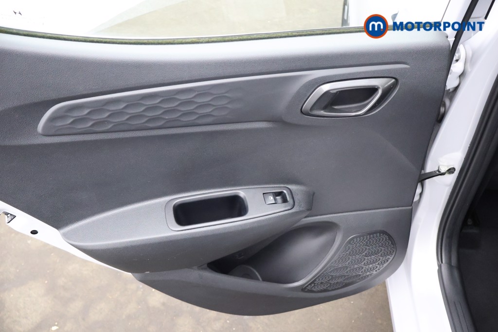 Hyundai I10 Advance Automatic Petrol Hatchback - Stock Number (1669698) - 26th supplementary image