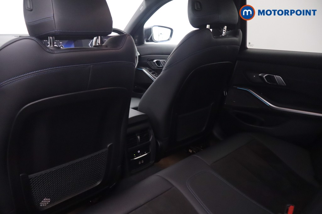 BMW 3 Series M Sport Automatic Petrol Plug-In Hybrid Saloon - Stock Number (1669866) - 24th supplementary image