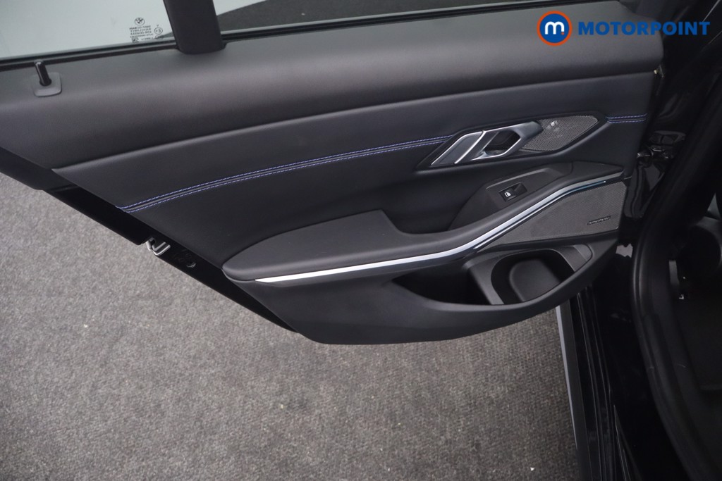 BMW 3 Series M Sport Automatic Petrol Plug-In Hybrid Saloon - Stock Number (1669866) - 28th supplementary image
