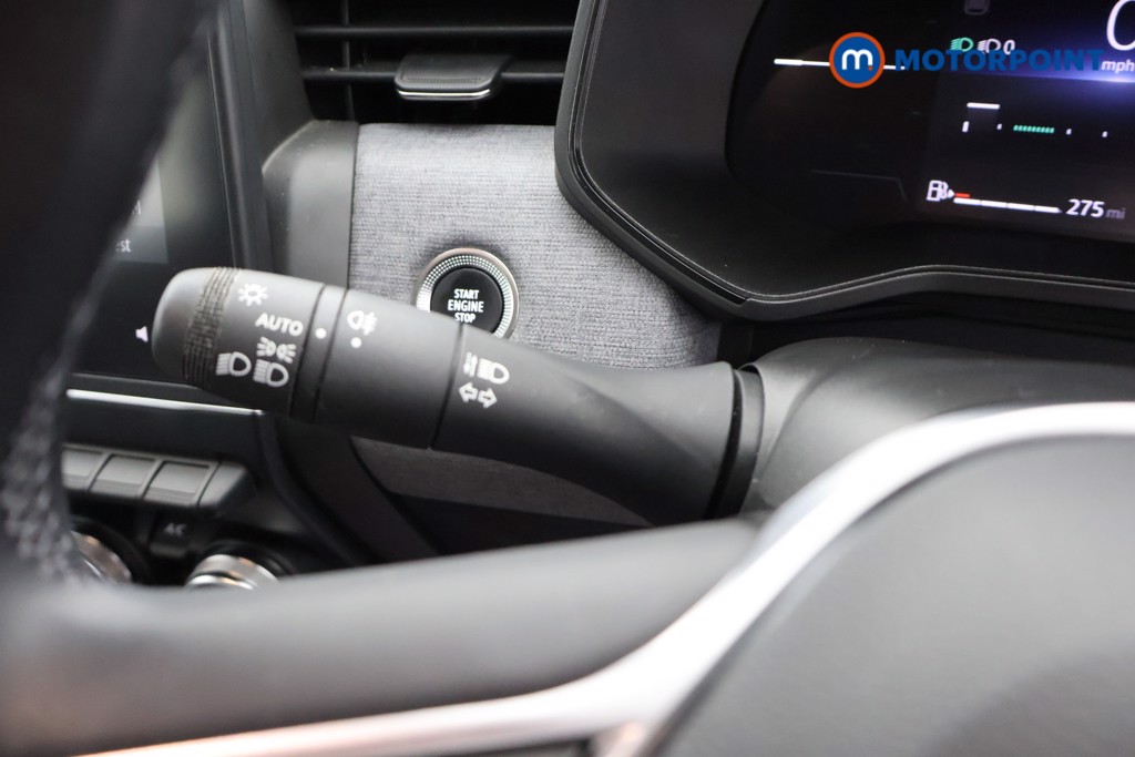 Renault Clio Evolution Manual Petrol Hatchback - Stock Number (1669880) - 8th supplementary image