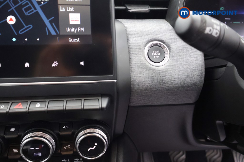 Renault Clio Evolution Manual Petrol Hatchback - Stock Number (1669880) - 12th supplementary image