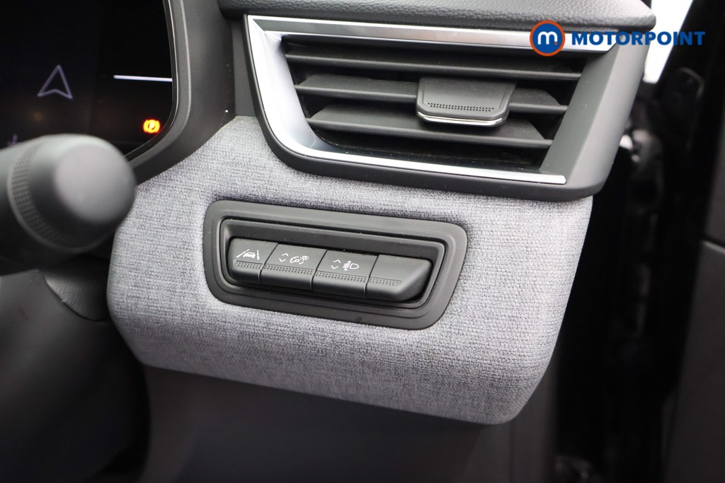 Renault Clio Evolution Manual Petrol Hatchback - Stock Number (1669880) - 19th supplementary image