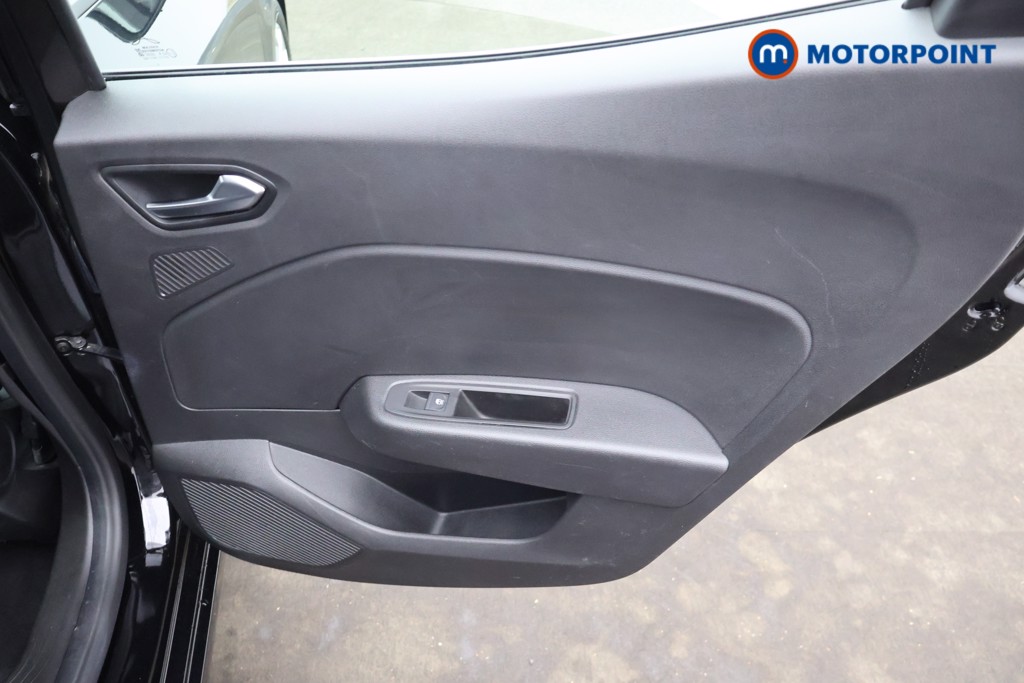Renault Clio Evolution Manual Petrol Hatchback - Stock Number (1669880) - 24th supplementary image