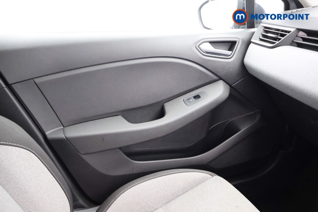 Renault Clio Evolution Manual Petrol Hatchback - Stock Number (1669888) - 17th supplementary image