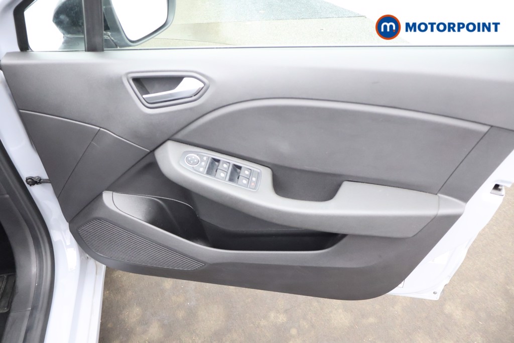 Renault Clio Evolution Manual Petrol Hatchback - Stock Number (1669888) - 20th supplementary image