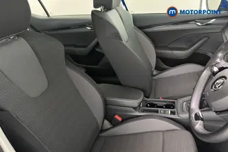 Skoda Octavia Se Technology Manual Petrol Hatchback - Stock Number (1669897) - 22nd supplementary image