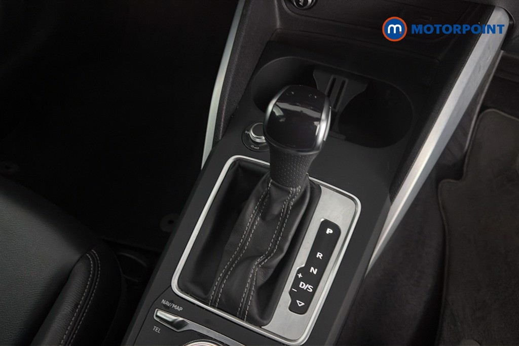 Audi Q2 Black Edition Automatic Petrol SUV - Stock Number (1669957) - 15th supplementary image
