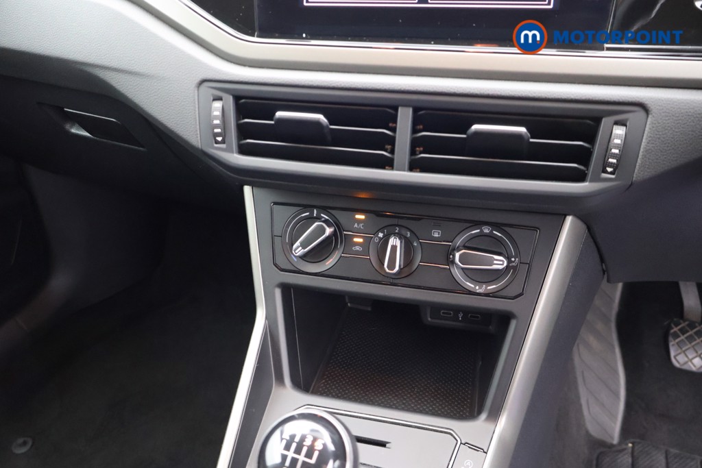 Volkswagen Polo Match Manual Petrol Hatchback - Stock Number (1670011) - 12th supplementary image