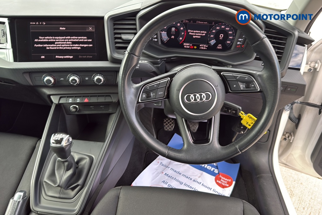 Audi A1 Technik Manual Petrol Hatchback - Stock Number (1670077) - 1st supplementary image